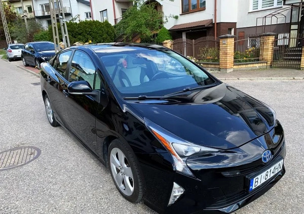 Toyota Prius cena 64900 przebieg: 225000, rok produkcji 2016 z Białystok małe 631